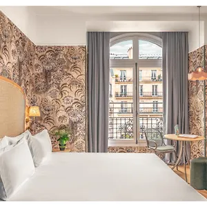 Miss Fuller Hotel París